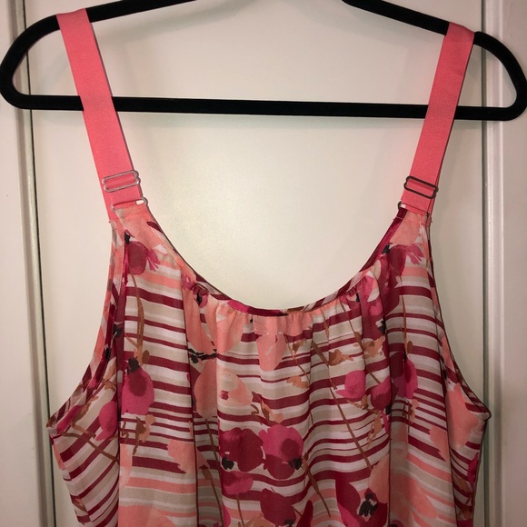 Floral Patterned Top - Picture 5 of 5